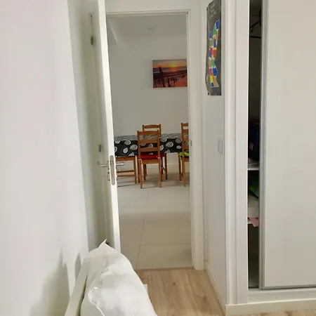 Ici La